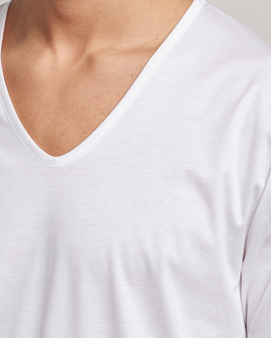 Homme | T-shirts | Zimmerli of Switzerland | Sea Island Cotton V-Neck T-Shirt White
