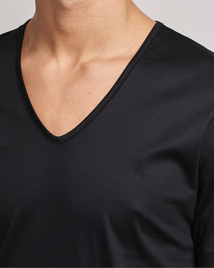 Homme | T-shirts | Zimmerli of Switzerland | Sea Island Cotton V-Neck T-Shirt Black