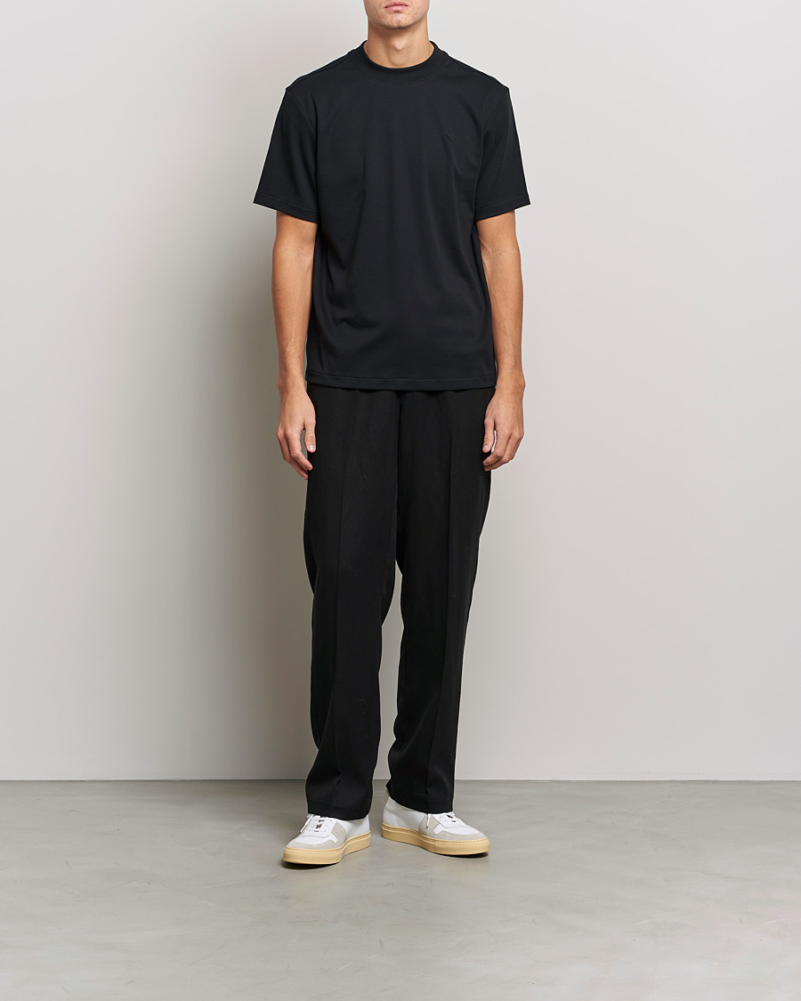 Homme | T-shirts | J.Lindeberg | Adnan Patch Mock Neck Tee Black