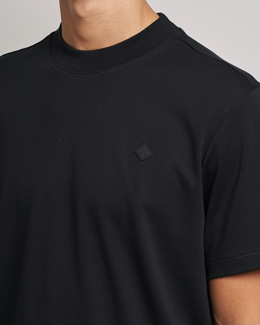 Homme | T-shirts | J.Lindeberg | Adnan Patch Mock Neck Tee Black