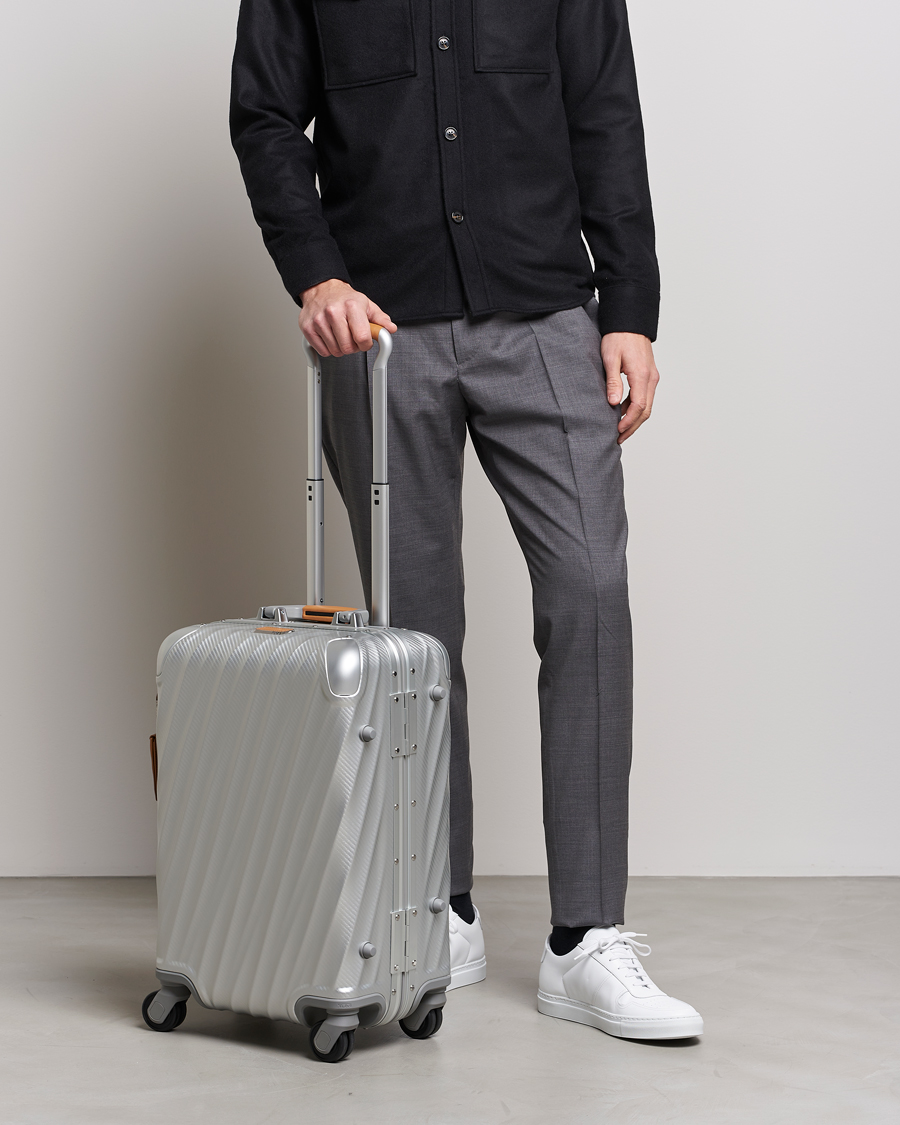 Homme |  | TUMI | International Carry-on Aluminum Trolley Texture Silver