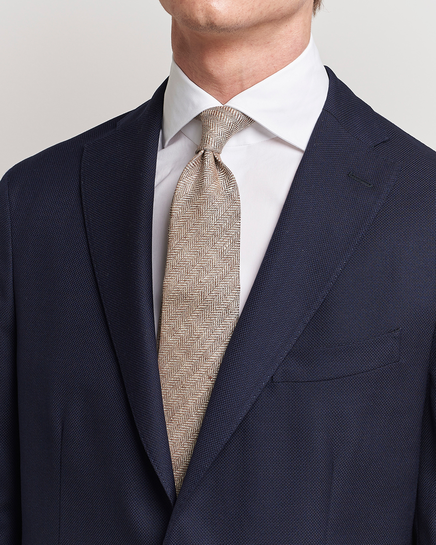 Homme | Amanda Christensen Linen Herringbone 8cm Tie Brown | Amanda Christensen | Linen Herringbone 8cm Tie Brown