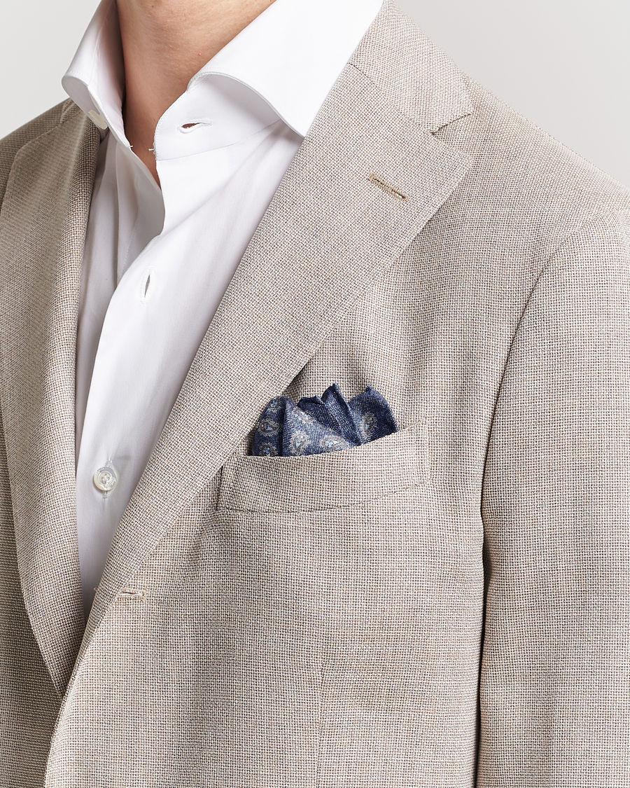 Homme | Amanda Christensen Silk Oxford Printed Paisley Pocket Square Navy | Amanda Christensen | Silk Oxford Printed Paisley Pocket Square Navy