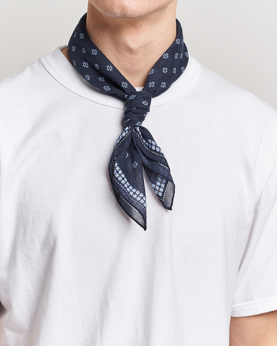 Homme | Amanda Christensen Cotton Voilé Printed Flower Bandana Navy | Amanda Christensen | Cotton Voilé Printed Flower Bandana Navy