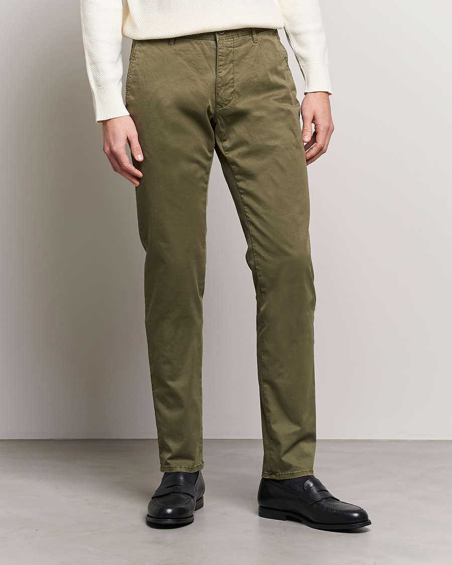 Homme | Pantalons | Incotex | Slim Fit Garment Dyed Slacks Olive