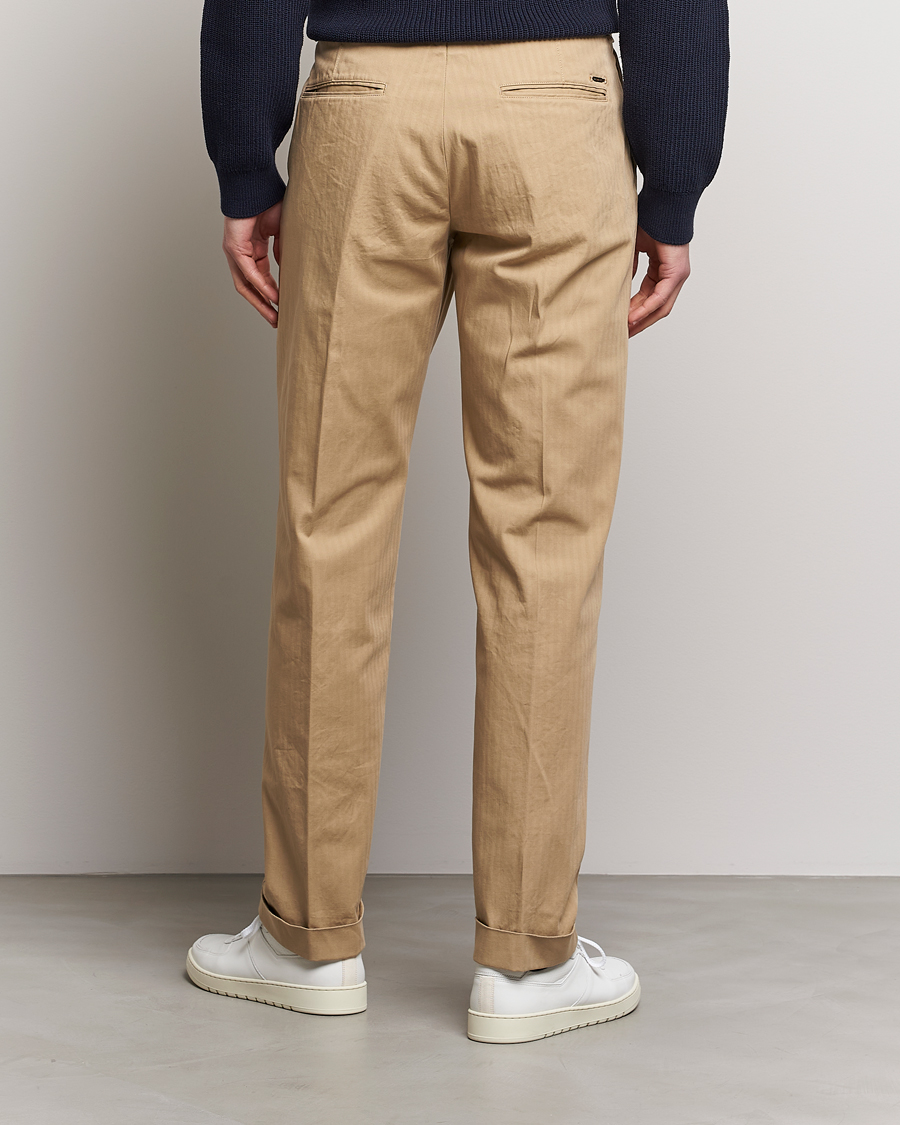 Homme | Pantalons | Incotex | Regular Fit Herringbone Chinos Khaki