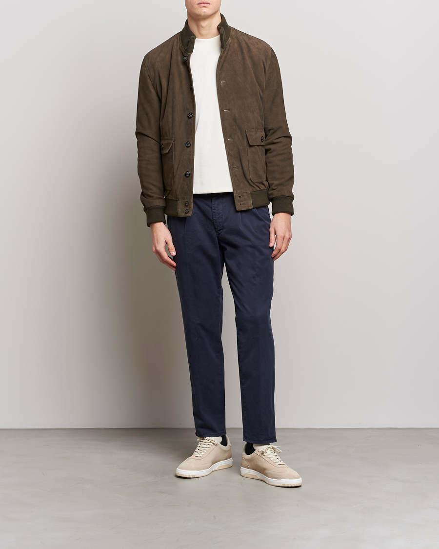 Homme | Pantalons | Incotex | Tapered Fit Pleated Slacks Navy