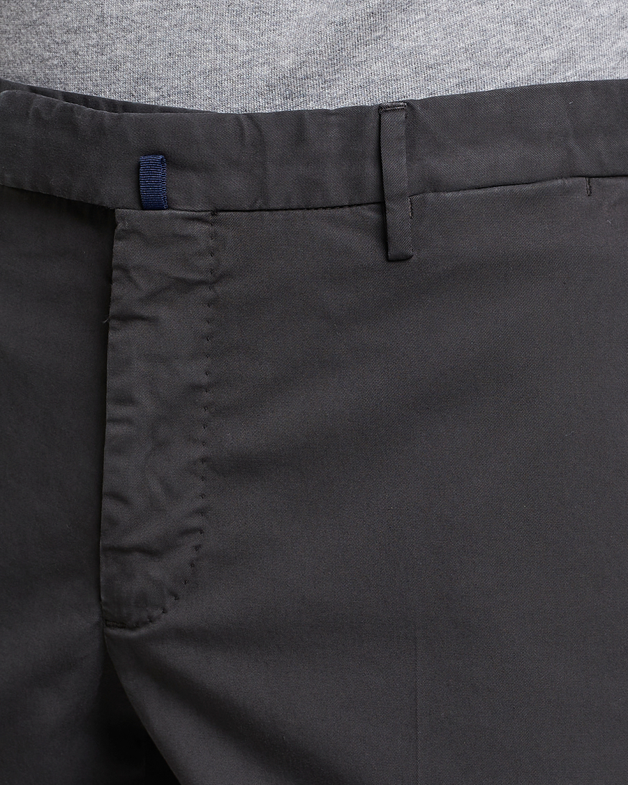Homme | Pantalons | Incotex | Slim Fit Comfort Chinos Charcoal