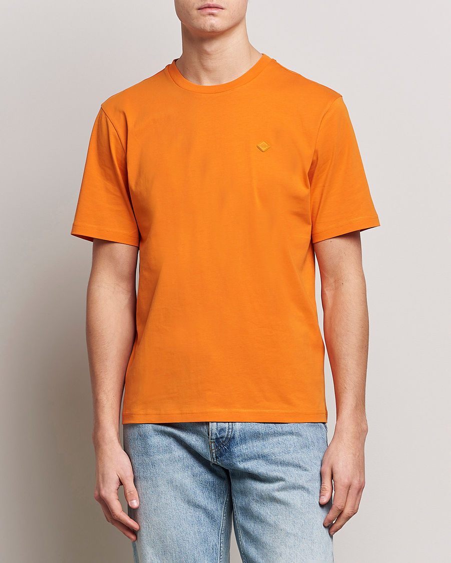 Homme | T-shirts | J.Lindeberg | Dale Organic Cotton Patch T-Shirt Russet Orange