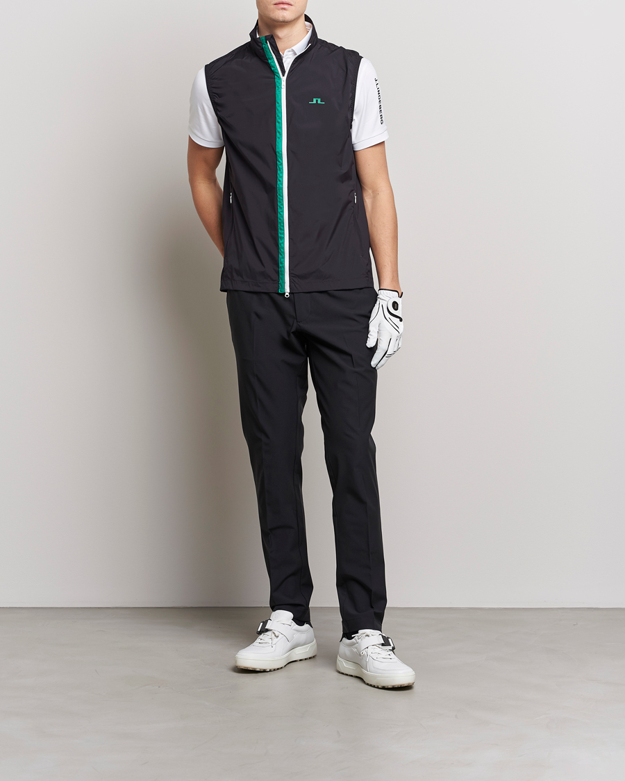 Homme | Gilets | J.Lindeberg | Ash Light Packable Vest Rain Forest