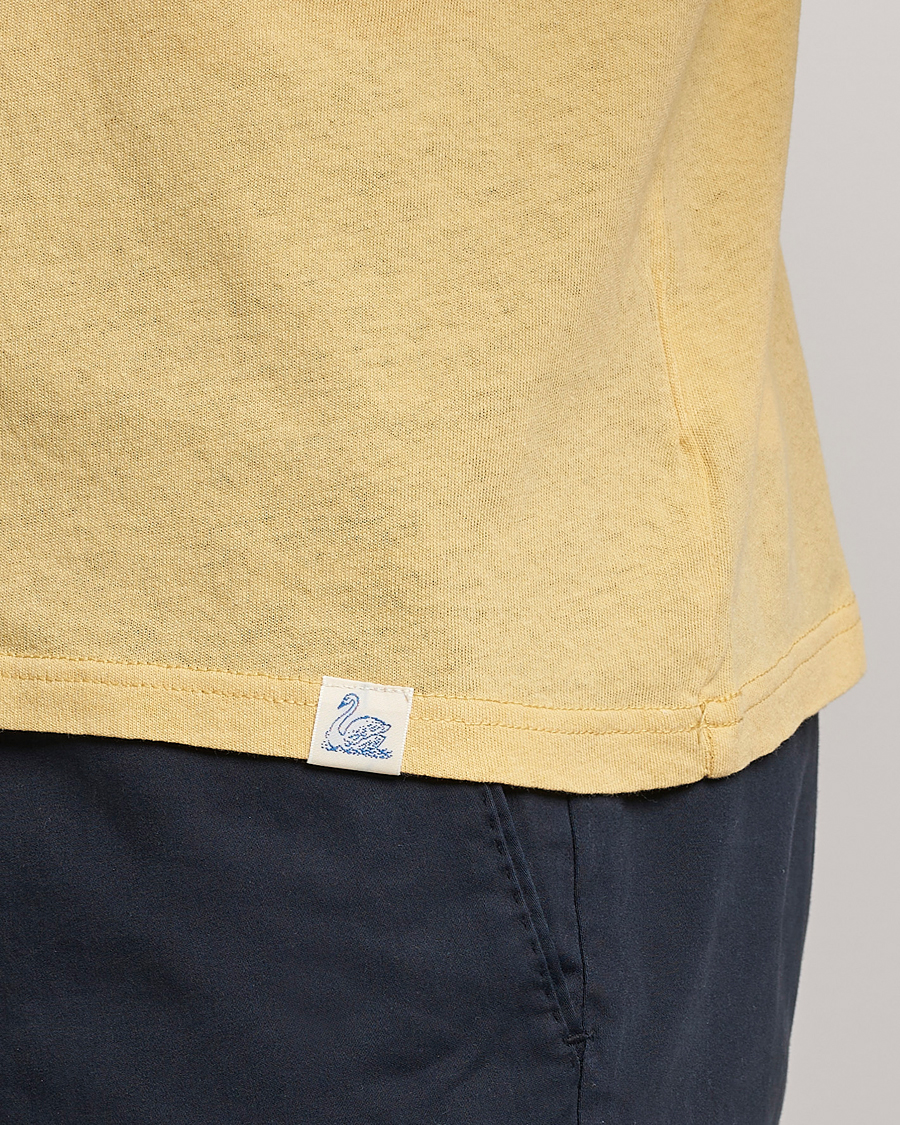 Homme | T-shirts | Merz b. Schwanen | Organic Cotton Washed Crew Neck T-Shirt Yellow