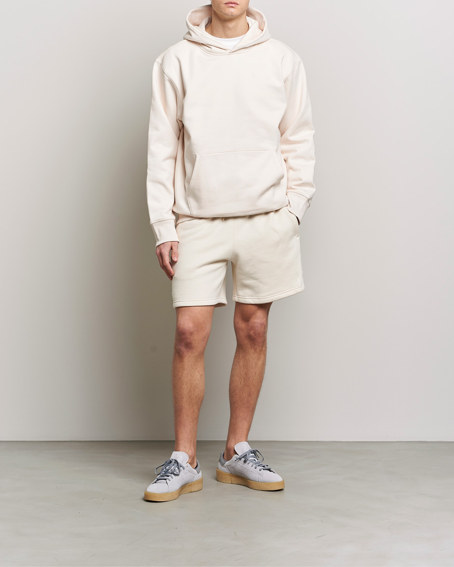 Homme | Shorts | adidas Originals | Essential Shorts Won White