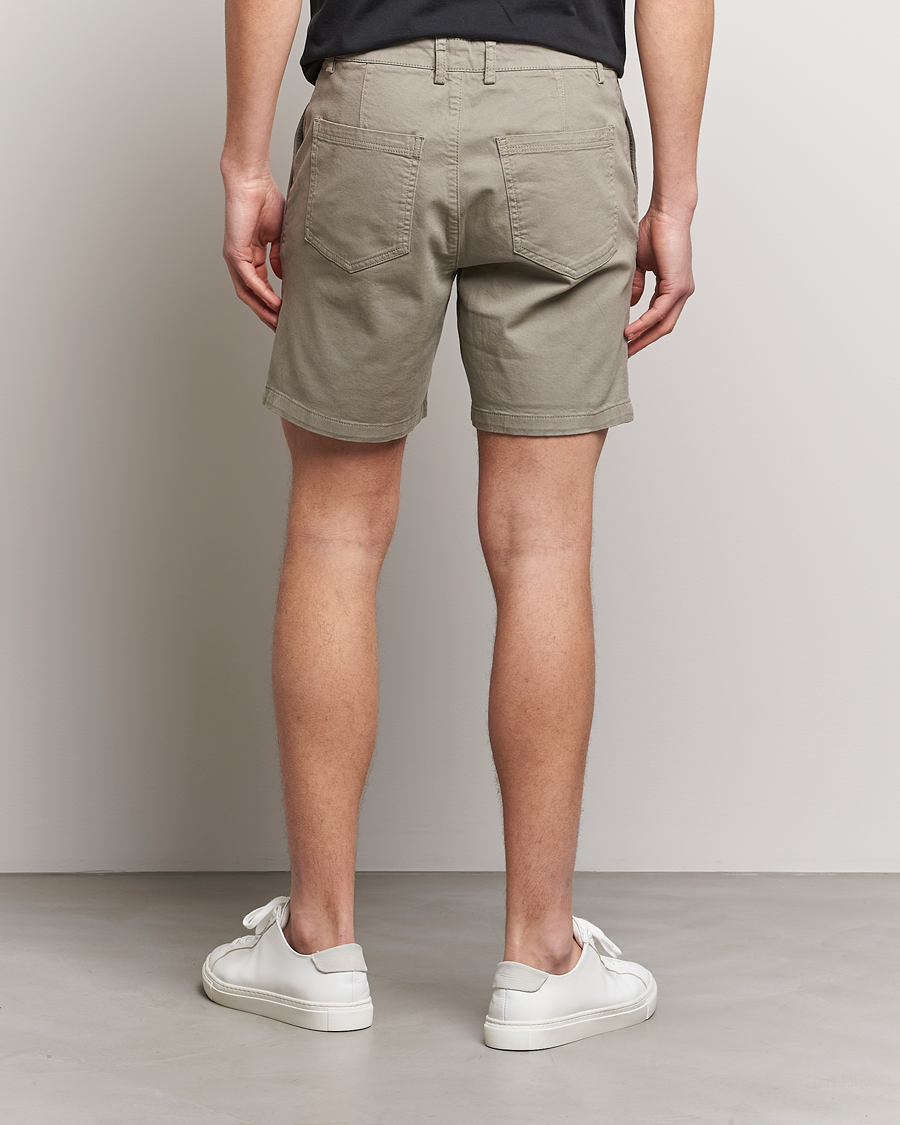 Homme | Shorts | Tiger of Sweden | Caid Cotton Shorts Dusty Green