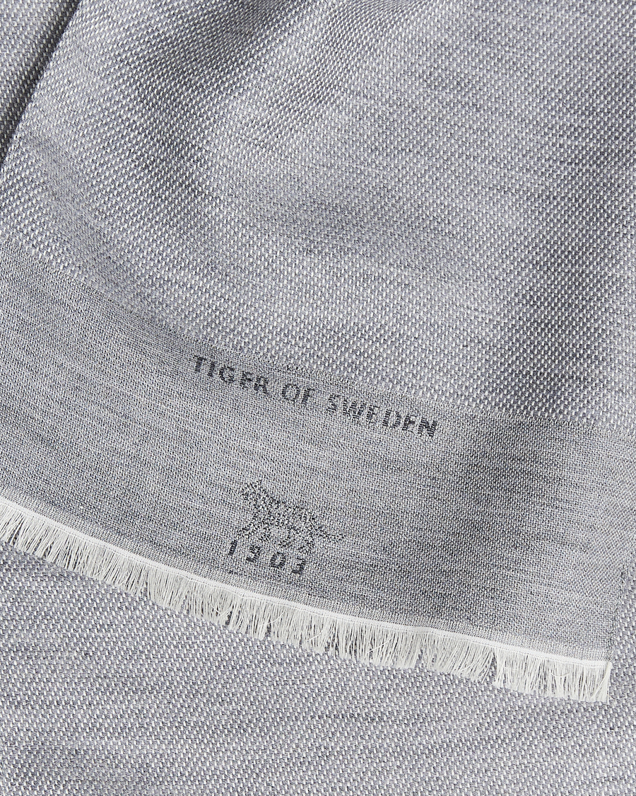 Homme | Tiger of Sweden Salvor Wool Silk Scarf Grey Shadow | Tiger of Sweden | Salvor Wool Silk Scarf Grey Shadow
