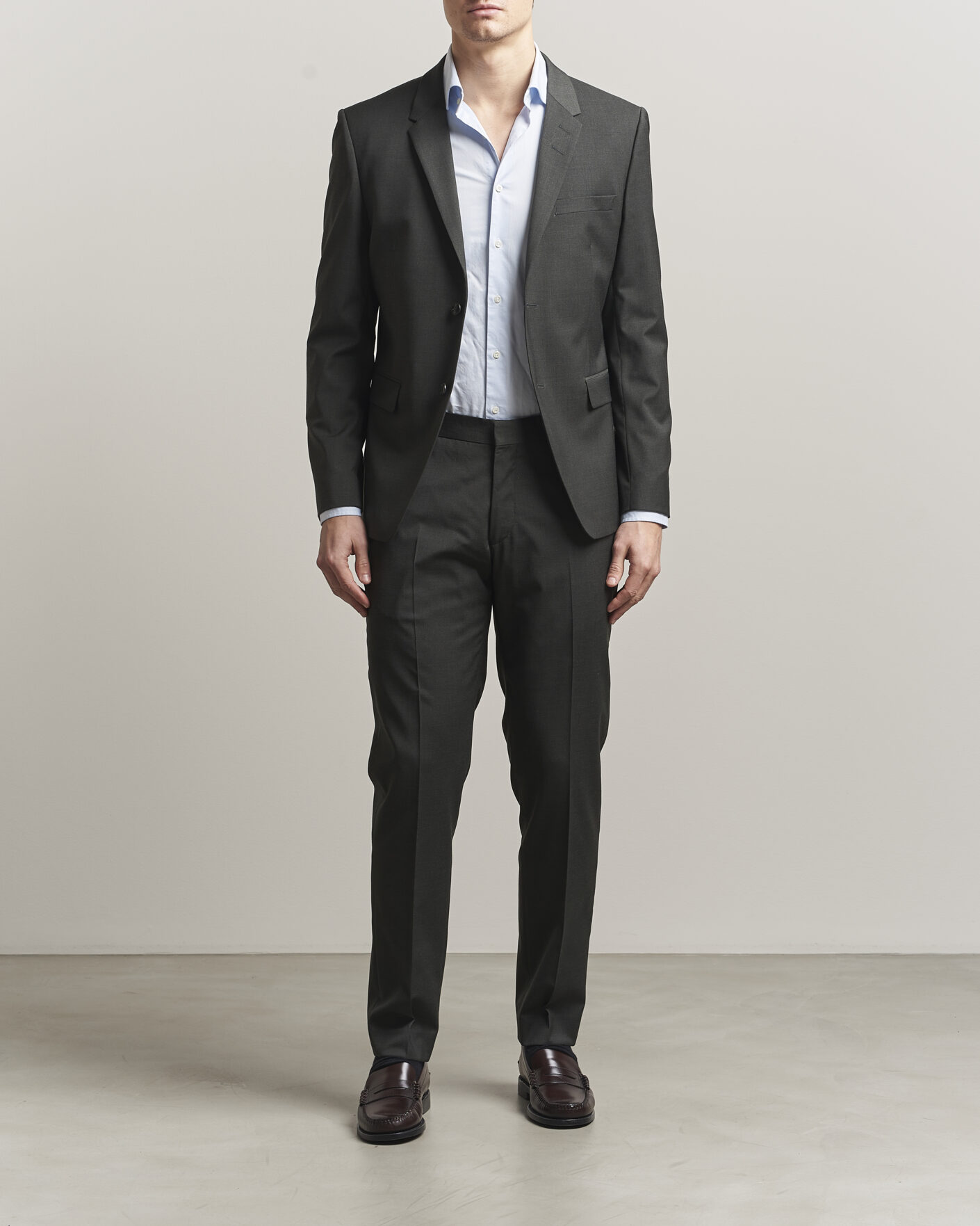 Homme | Pantalons | Tiger of Sweden | Tenuta Wool Travel Suit Trousers Olive Extreme
