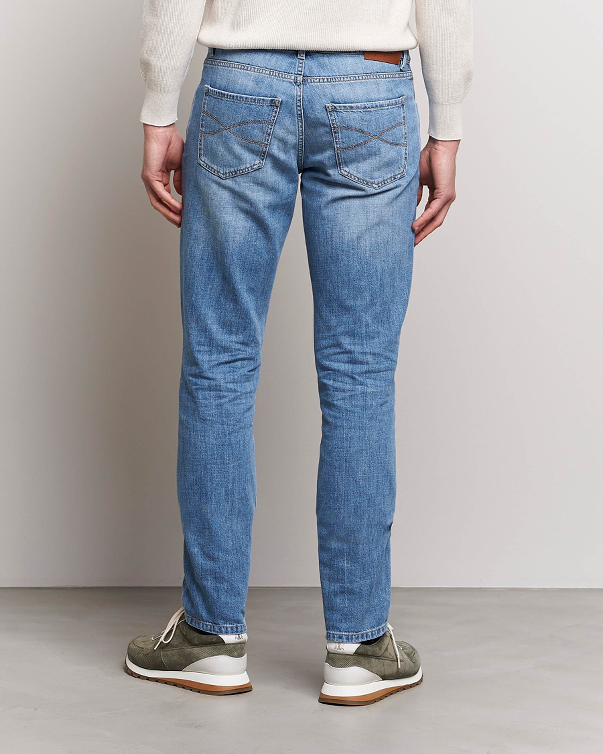 Homme | Jeans | Brunello Cucinelli | Slim Fit Jeans Medium Wash
