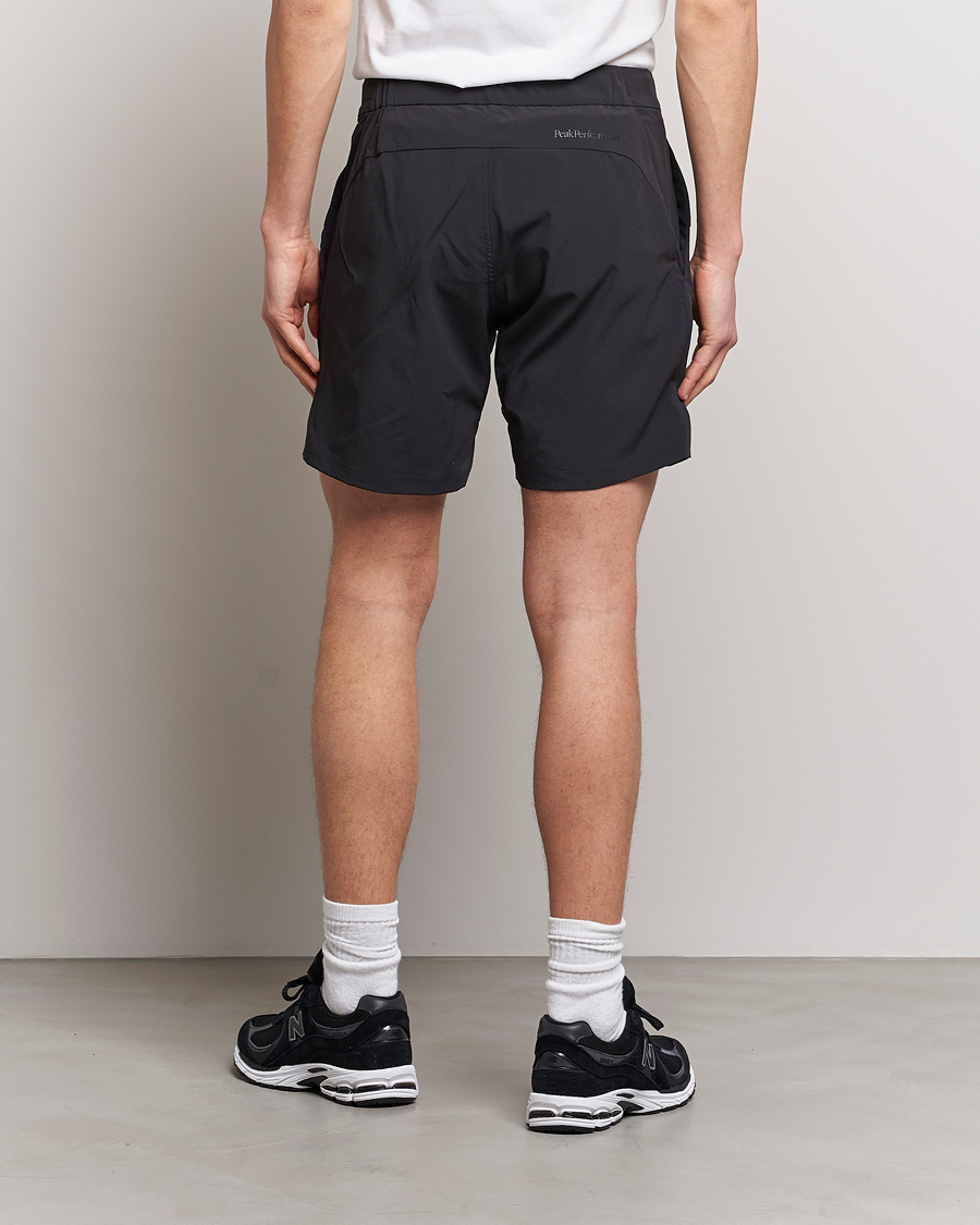 Homme | Shorts | Peak Performance | Vislight Light Shorts Off Black