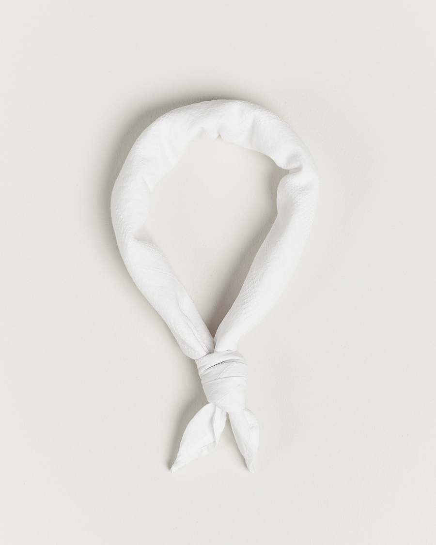 Homme | Oscar Jacobson Cotton Structure Bandana White | Oscar Jacobson | Cotton Structure Bandana White