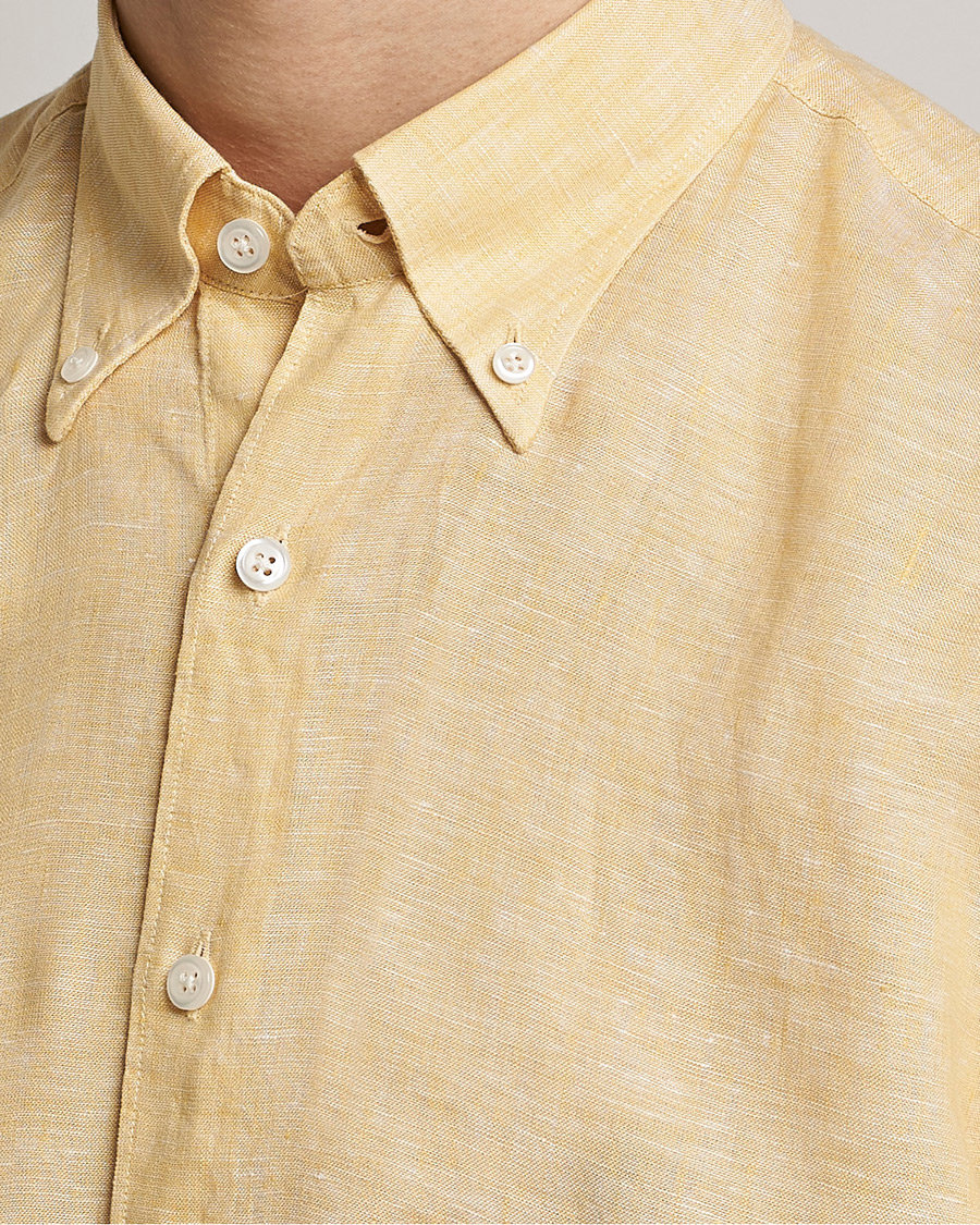 Homme | Chemises | Oscar Jacobson | Regular Fit Button Down Linen Shirt Yellow