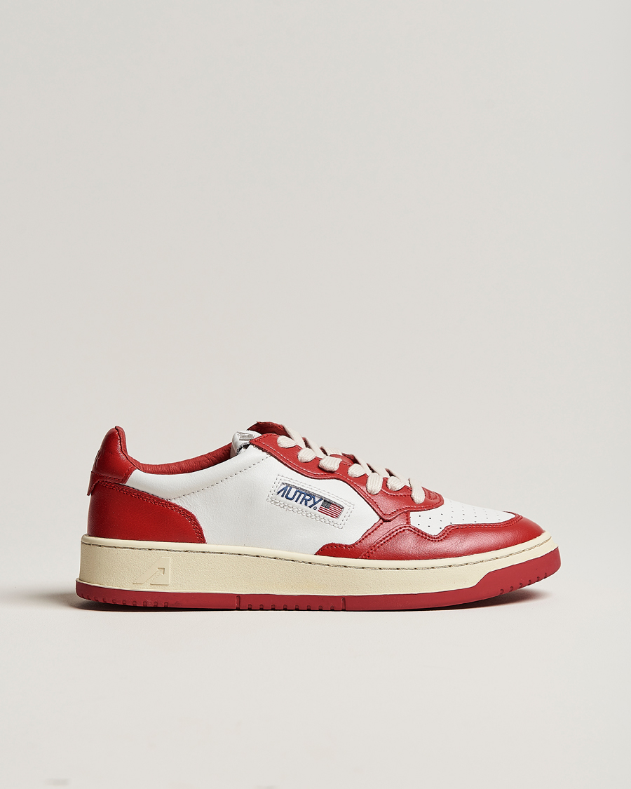 Homme | Autry Medalist Low Bicolor Leather Sneaker Red | Autry | Medalist Low Bicolor Leather Sneaker Red