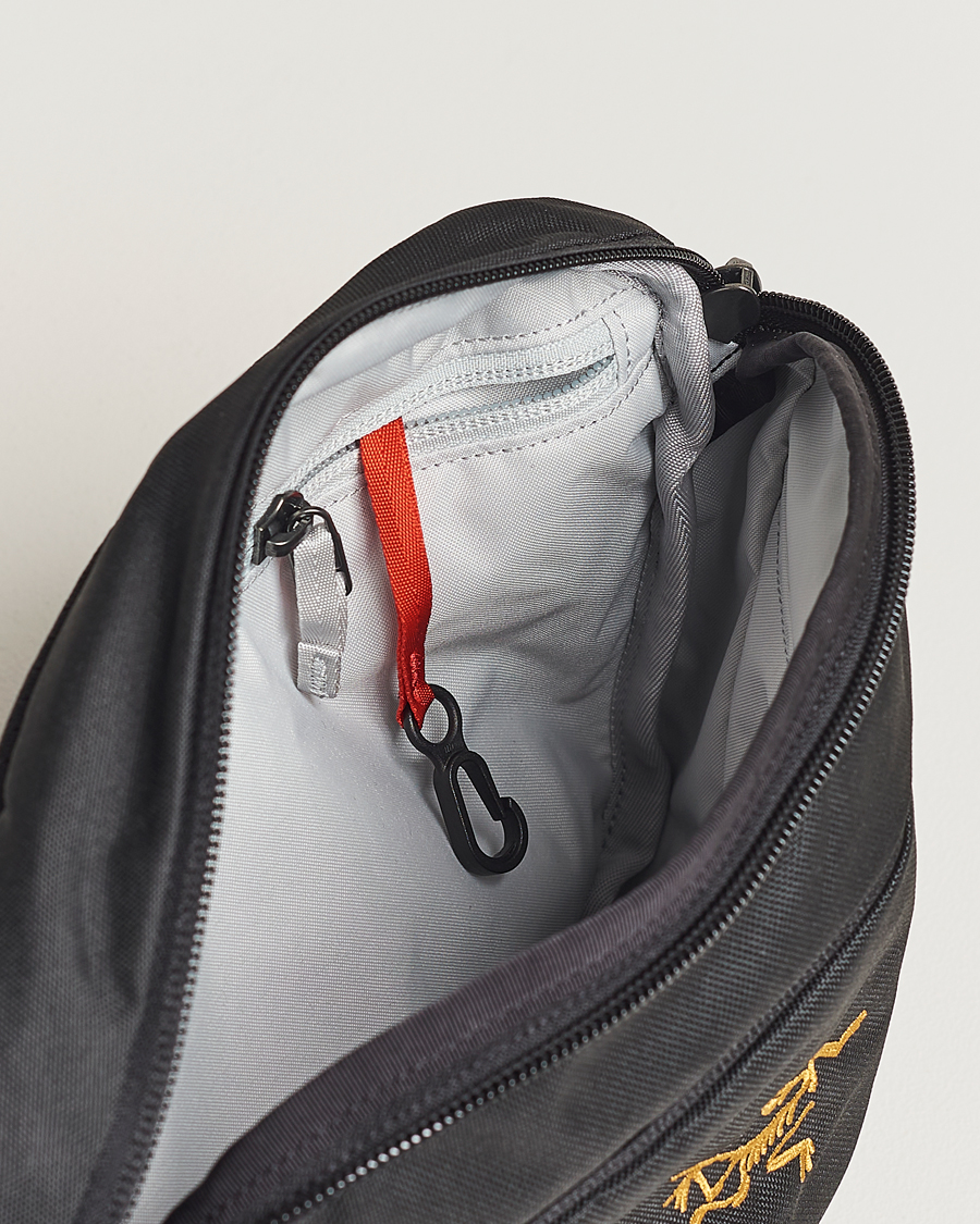 Homme | Arc'teryx Mantis 2 Waist Pack Black | Arc'teryx | Mantis 2 Waist Pack Black