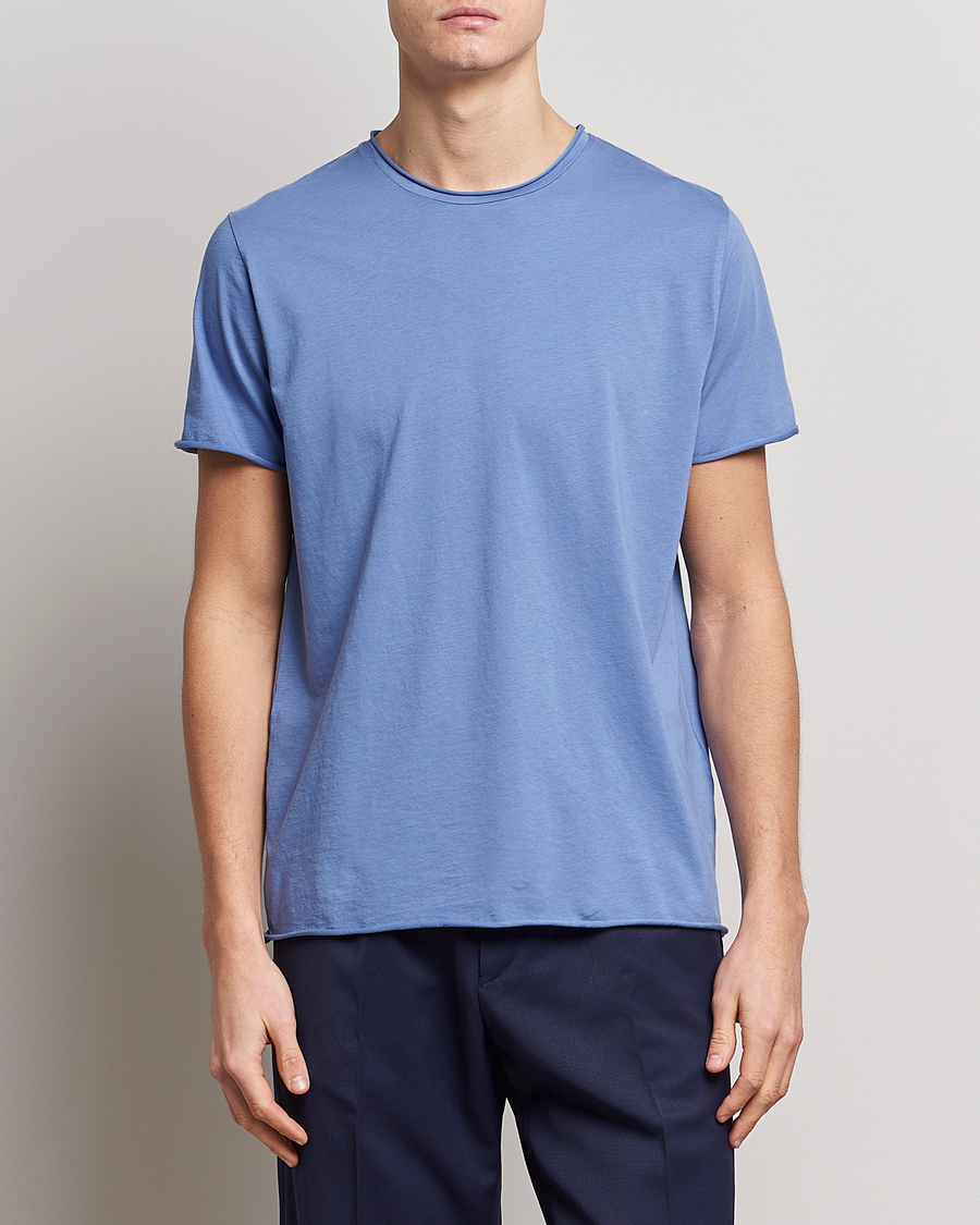 Homme | T-shirts | Filippa K | Roll Neck Crew Neck Tee Coral Blue