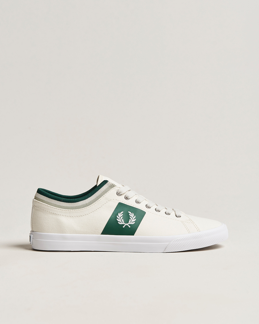 Homme | Fred Perry Underspin Tipped Cuff Twill Sneaker Porcelain | Fred Perry | Underspin Tipped Cuff Twill Sneaker Porcelain