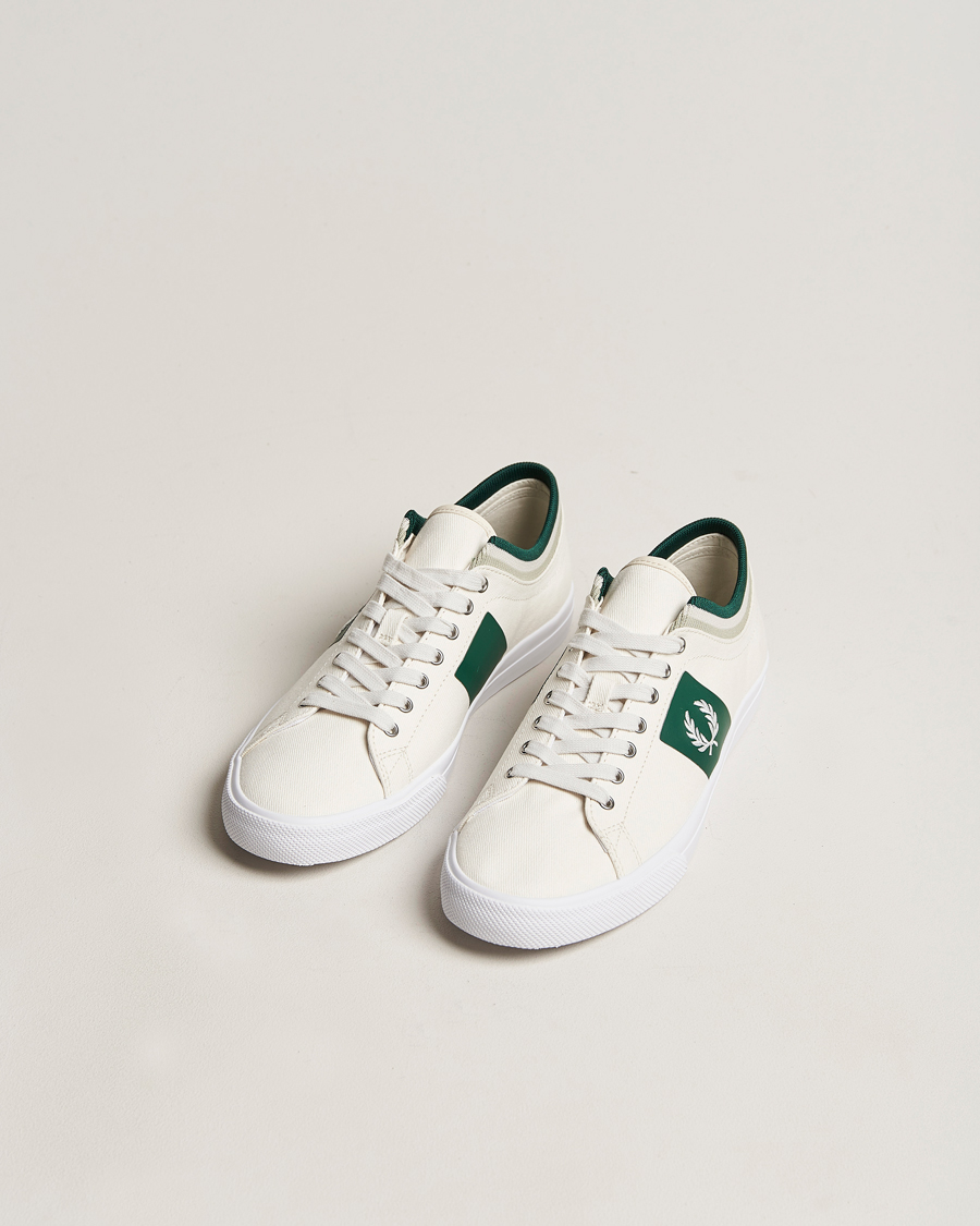 Homme | Fred Perry Underspin Tipped Cuff Twill Sneaker Porcelain | Fred Perry | Underspin Tipped Cuff Twill Sneaker Porcelain