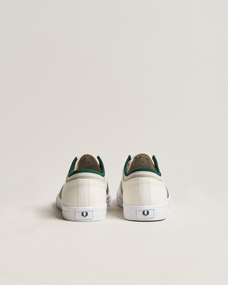 Homme | Fred Perry Underspin Tipped Cuff Twill Sneaker Porcelain | Fred Perry | Underspin Tipped Cuff Twill Sneaker Porcelain