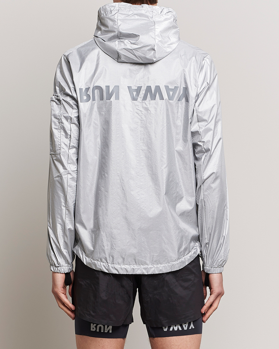 Homme | Manteaux Et Vestes | Satisfy | SilverShell Packable Windbreaker Silver
