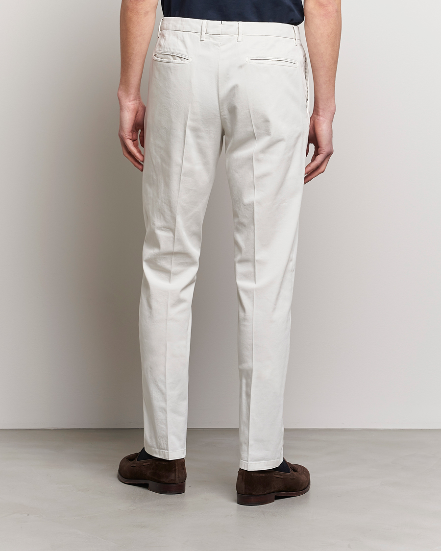 Homme | Pantalons | Boglioli | Cotton Stretch Chinos Off White