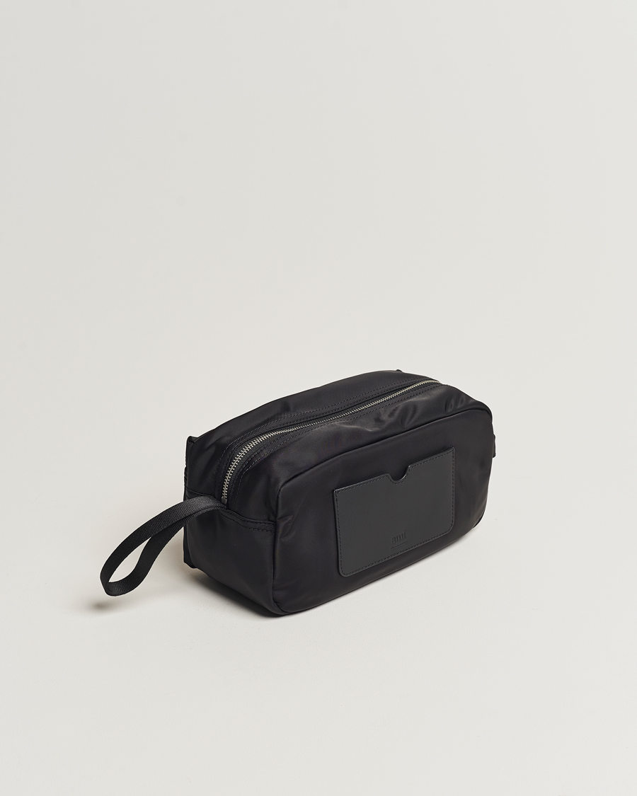 Homme | AMI Heart Logo Wash Bag Black | AMI | Heart Logo Wash Bag Black