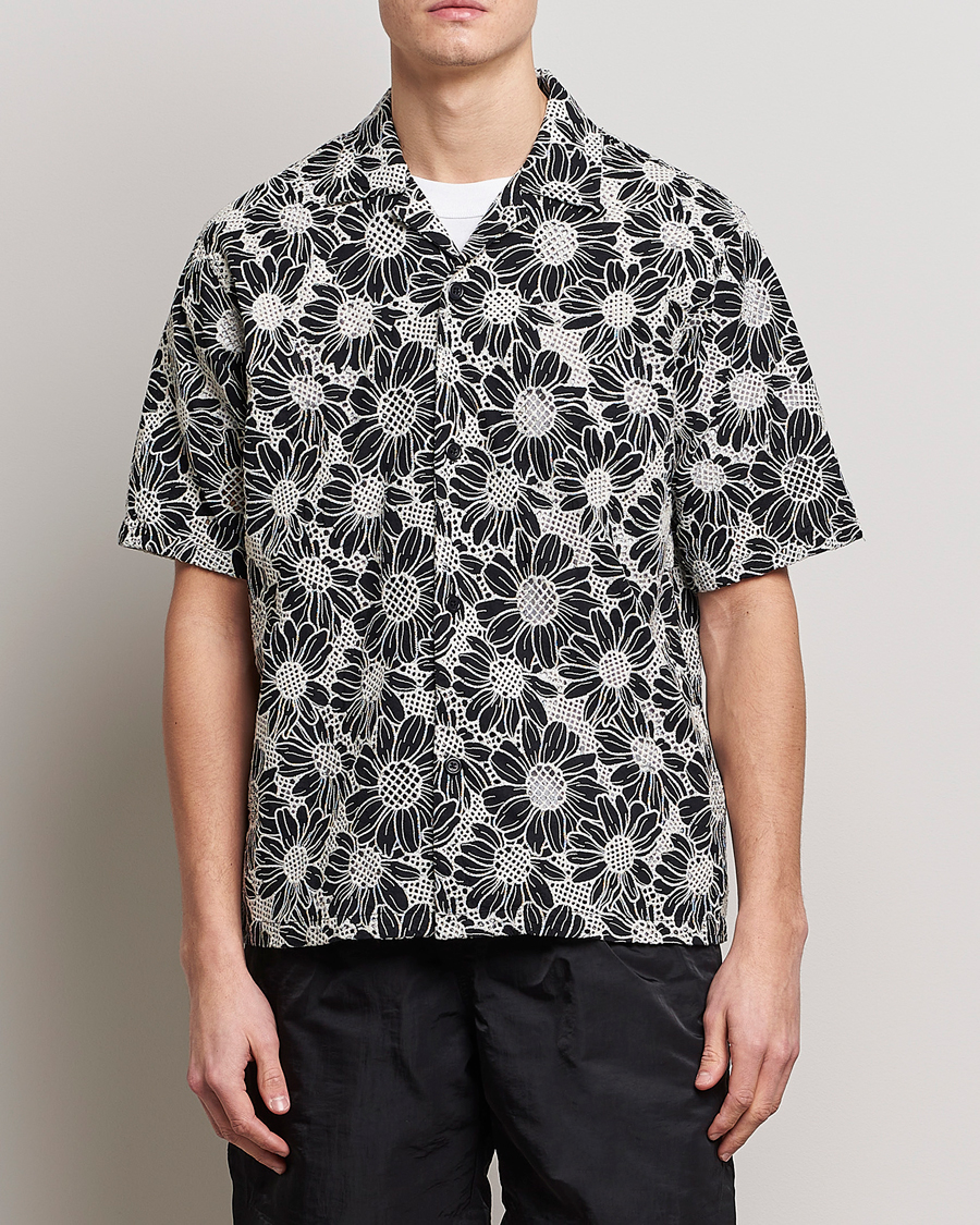 Homme | Chemises | Sunflower | Cayo Floral Short Sleeve Shirt Black