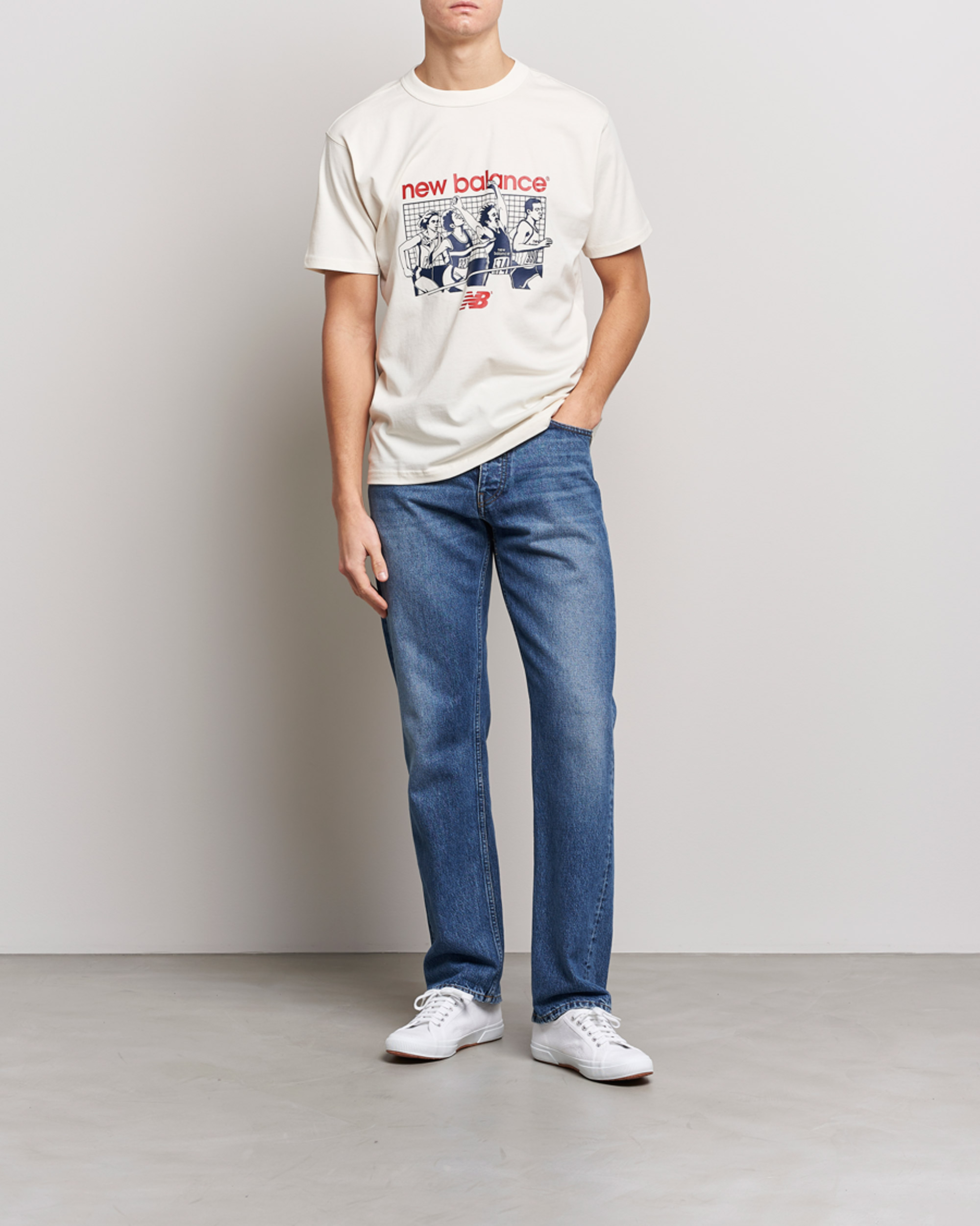 Homme | T-shirts | New Balance | Athletics 90s Graphic T-Shirt Greige