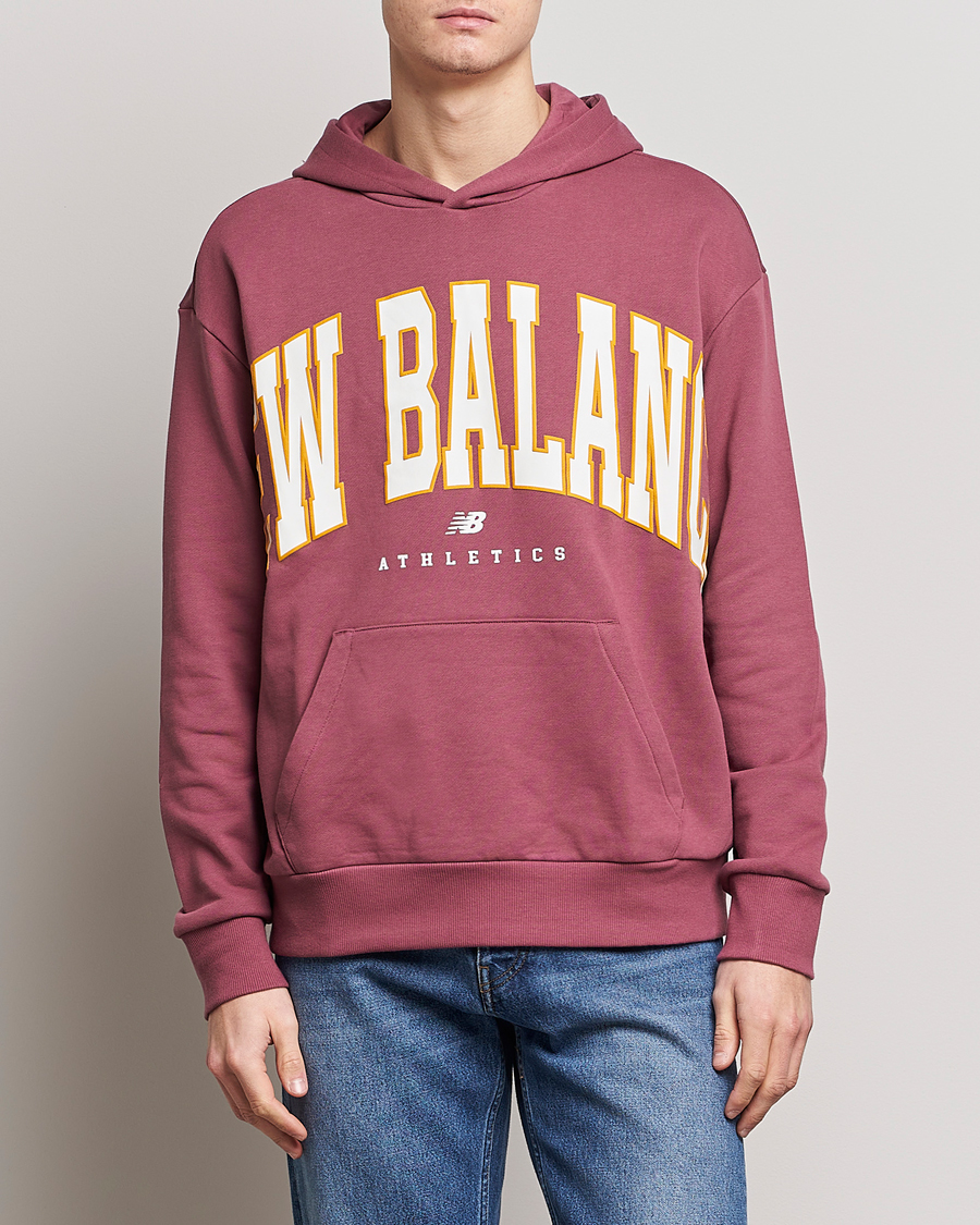 Homme | Pulls Et Tricots | New Balance | Athletics Warped Hoodie Washed Burgundy