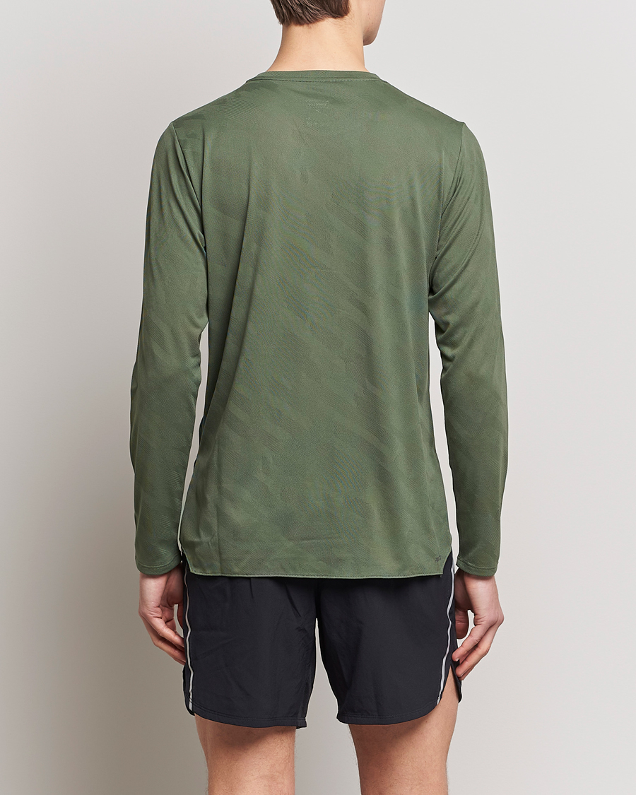 Homme | T-shirts | New Balance Running | Q Speed Jacquard Long Sleeve T-Shirt Olive