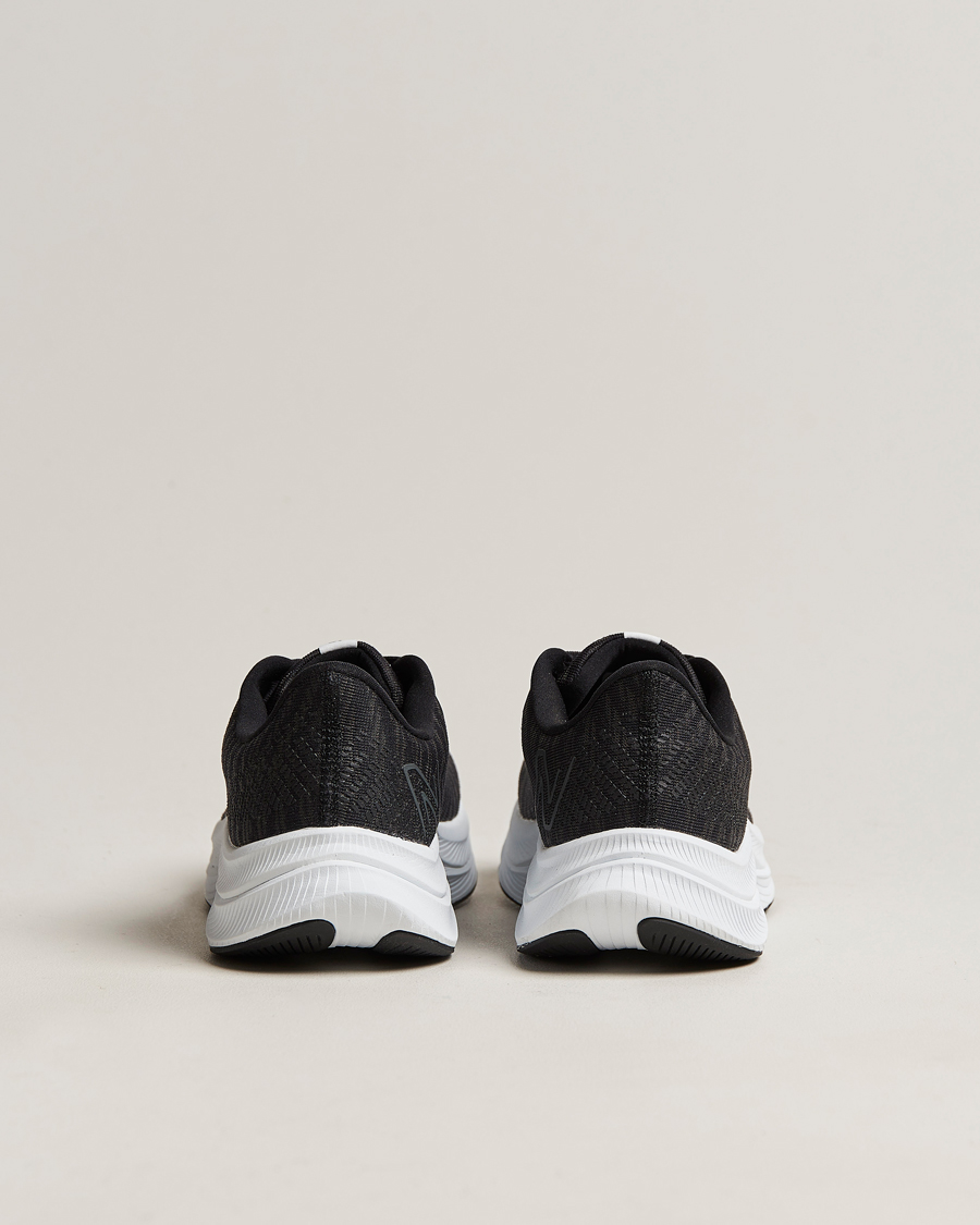 Homme | New Balance Running FuelCell Propel v4 Black | New Balance Running | FuelCell Propel v4 Black