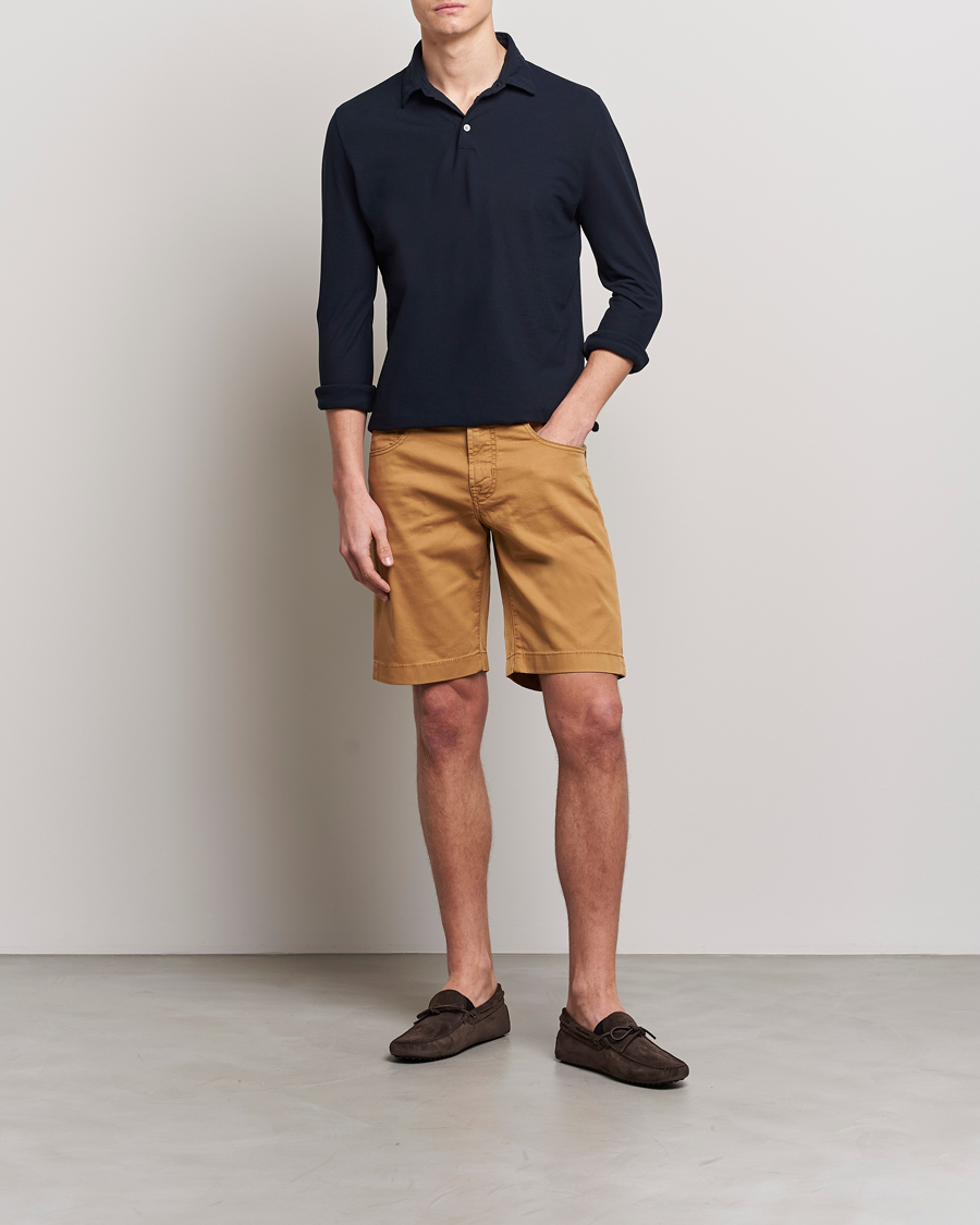 Homme | Shorts | Jacob Cohën | Nicolas Cotton Twill Shorts Beige