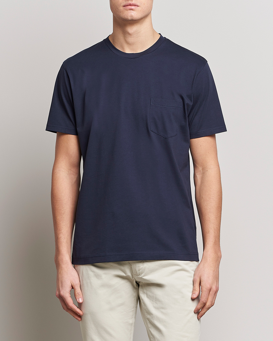 Homme | T-shirts | Sunspel | Riviera Pocket Crew Neck T-Shirt Navy