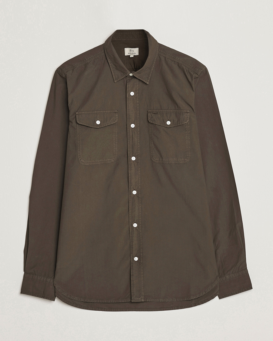 Homme | Chemises | Woolrich | Poplin Garment Dyed Pocket Shirt Dark Green