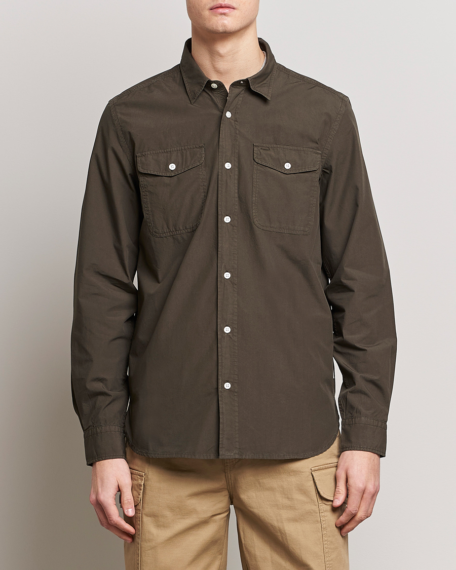 Homme | Chemises | Woolrich | Poplin Garment Dyed Pocket Shirt Dark Green