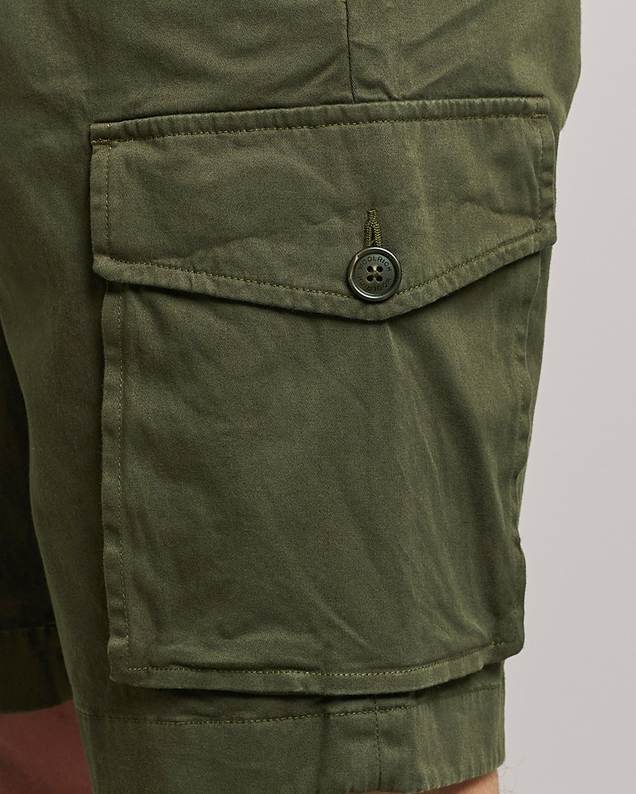 Homme | Shorts | Woolrich | Classic Cargo Shorts Dark Green