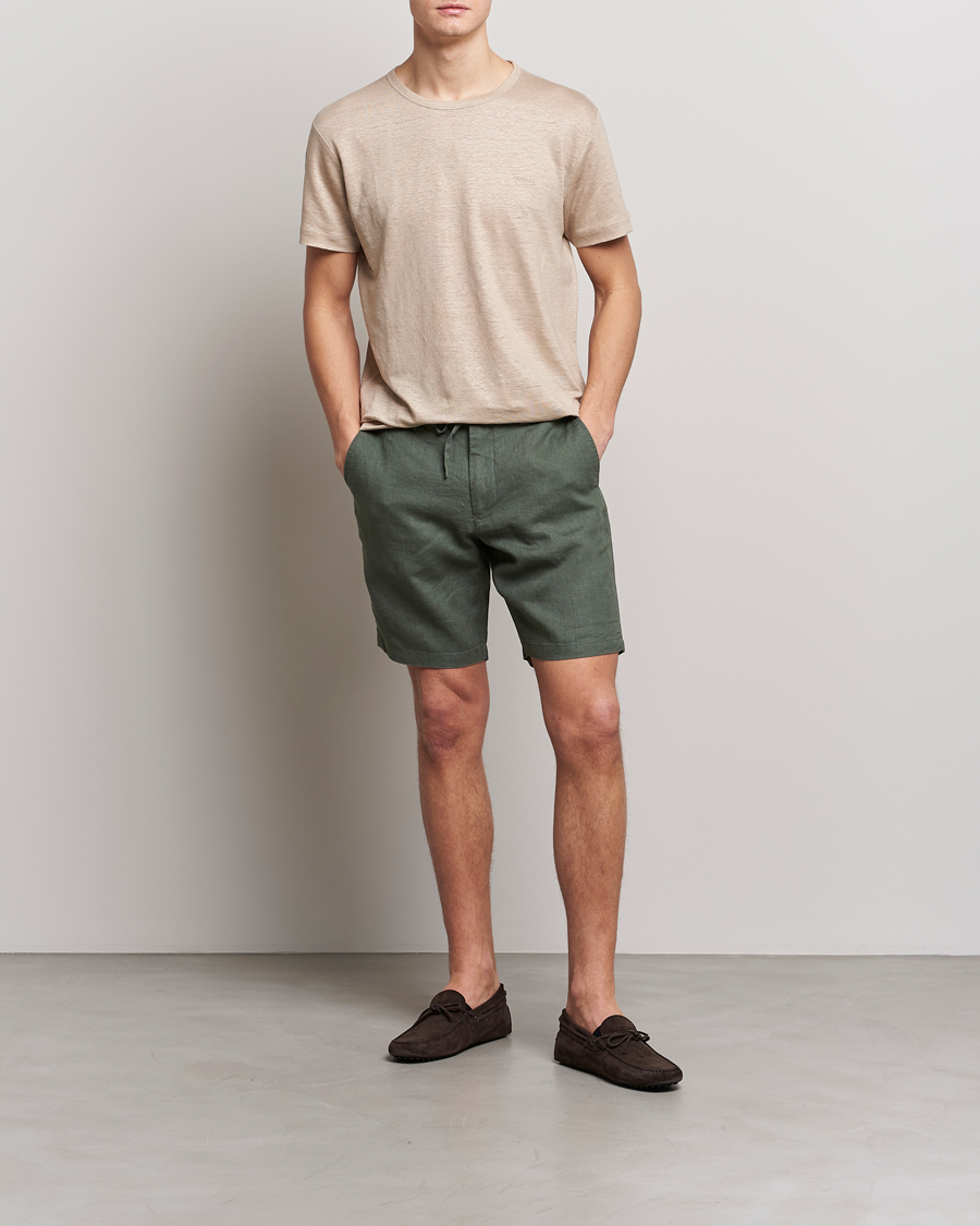Homme | Shorts | GANT | Relaxed Linen Drawstring Shorts Green Ash