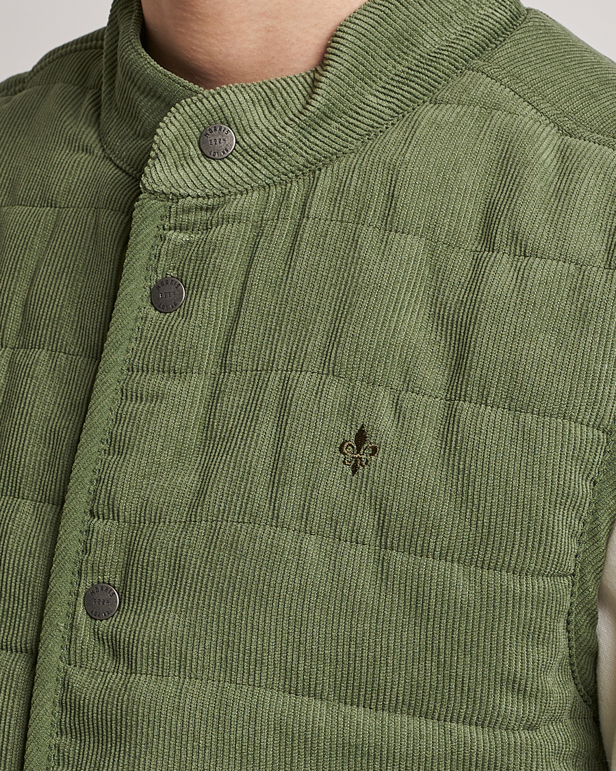 Homme | Gilets | Morris | Woburn Baby Cord Vest Sage Green