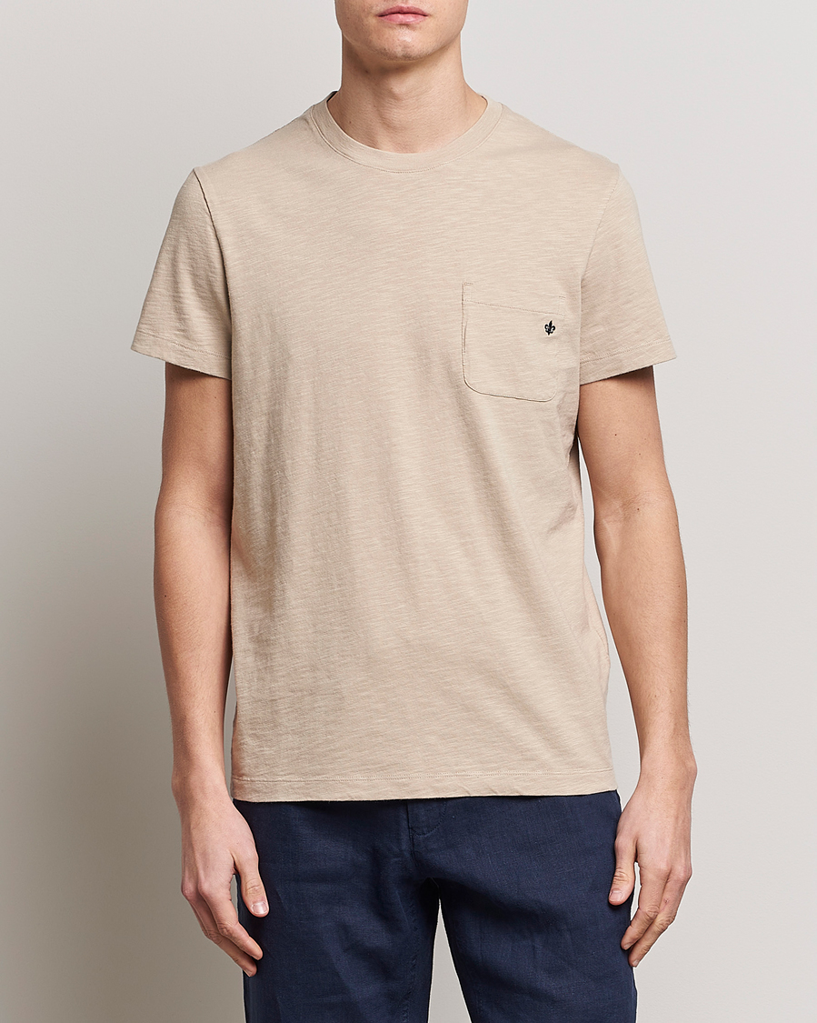 Homme | T-shirts | Morris | Lily Slub Pocket Crew Neck Tee Beige