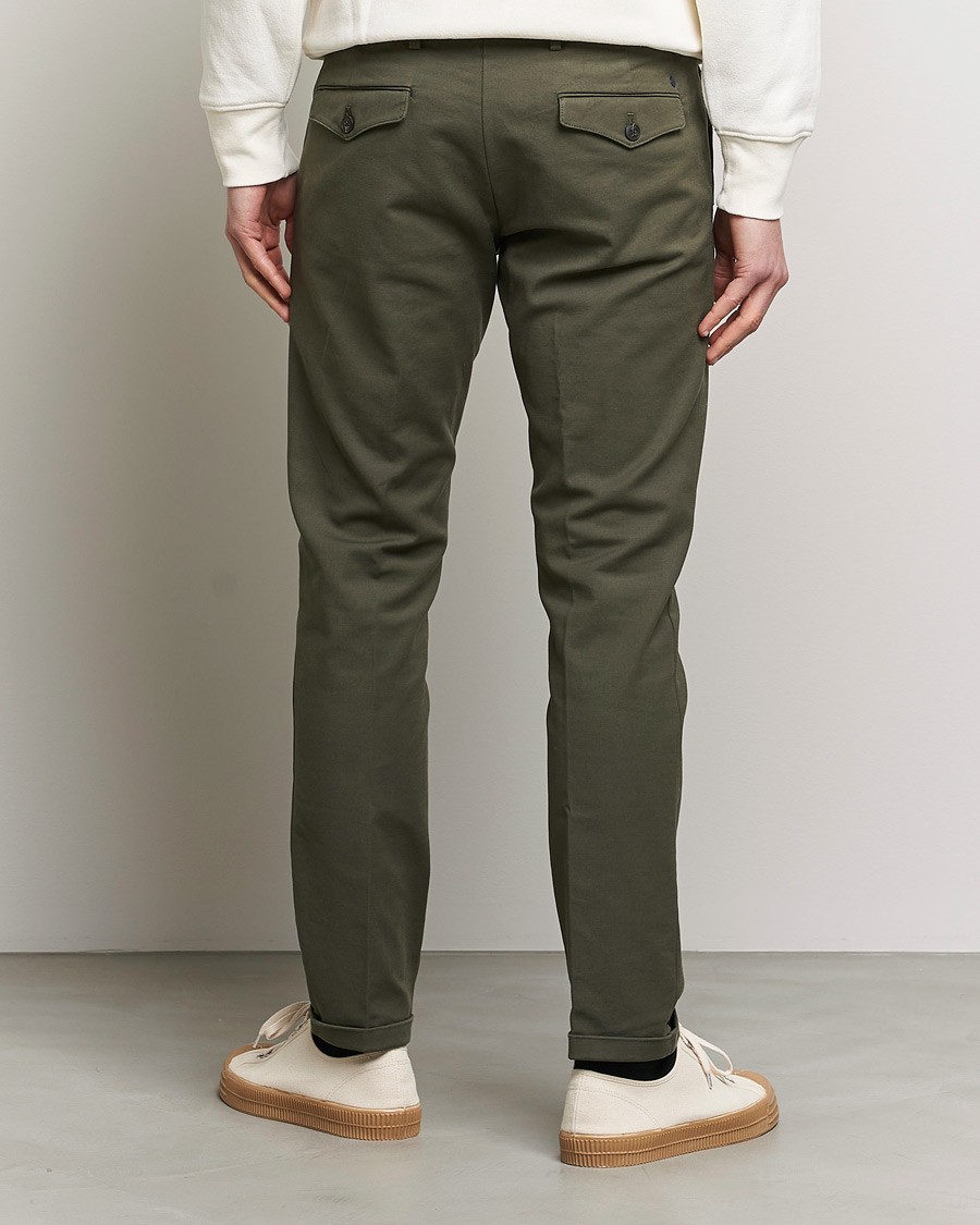 Homme | Pantalons | NN07 | Scott Regular Fit Stretch Trousers Army Green