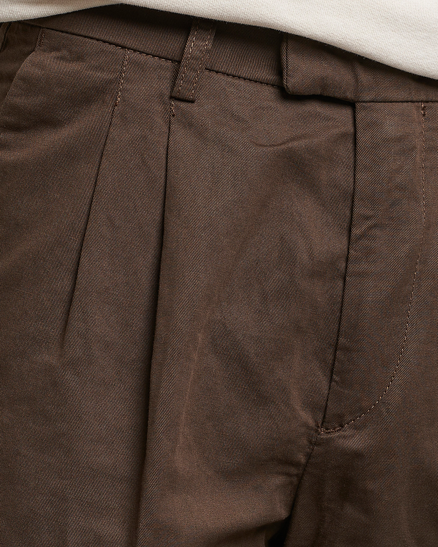 Homme | Pantalons | NN07 | Fritz Pleated Trousers Brown