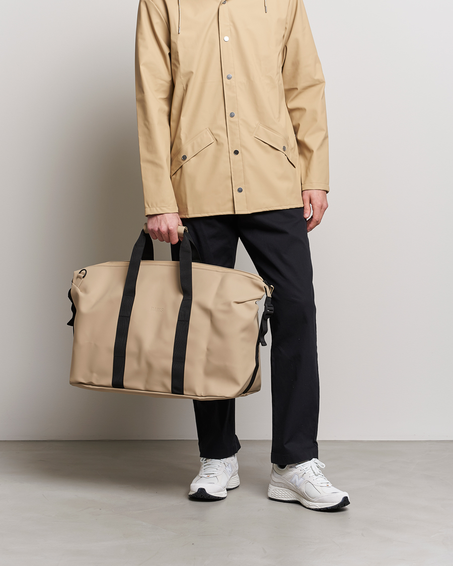 Homme | RAINS Weekendbag Sand | RAINS | Weekendbag Sand