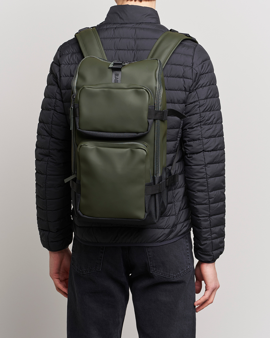 Homme | RAINS Trail Cargo Backpack Green | RAINS | Trail Cargo Backpack Green