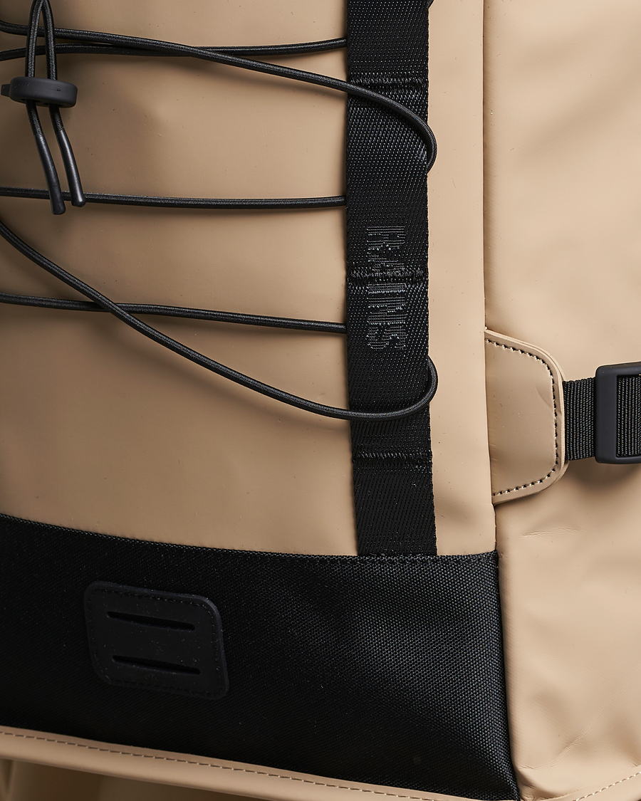 Homme | RAINS Trail Mountaineer Backpack Sand | RAINS | Trail Mountaineer Backpack Sand